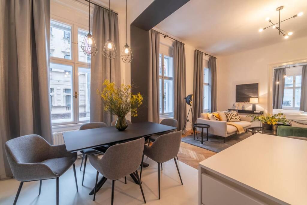 וינה Josef'S Home I Pink Flamingo I Deluxe Suite מראה חיצוני תמונה